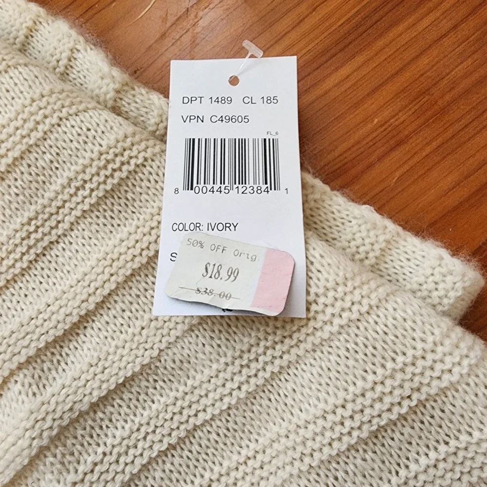 Ivory Infiinity Scarf 32 x 47